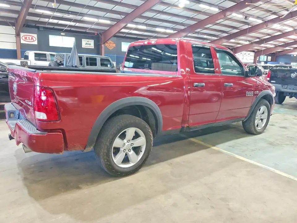 2013 RAM 1500 ST  