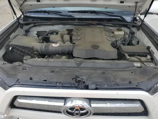 2010 TOYOTA 4RUNNER SR5  