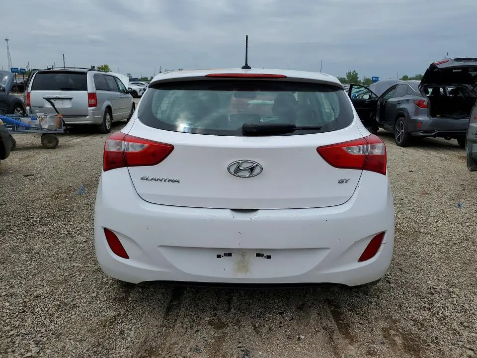 2016 HYUNDAI ELANTRA GT BASE  