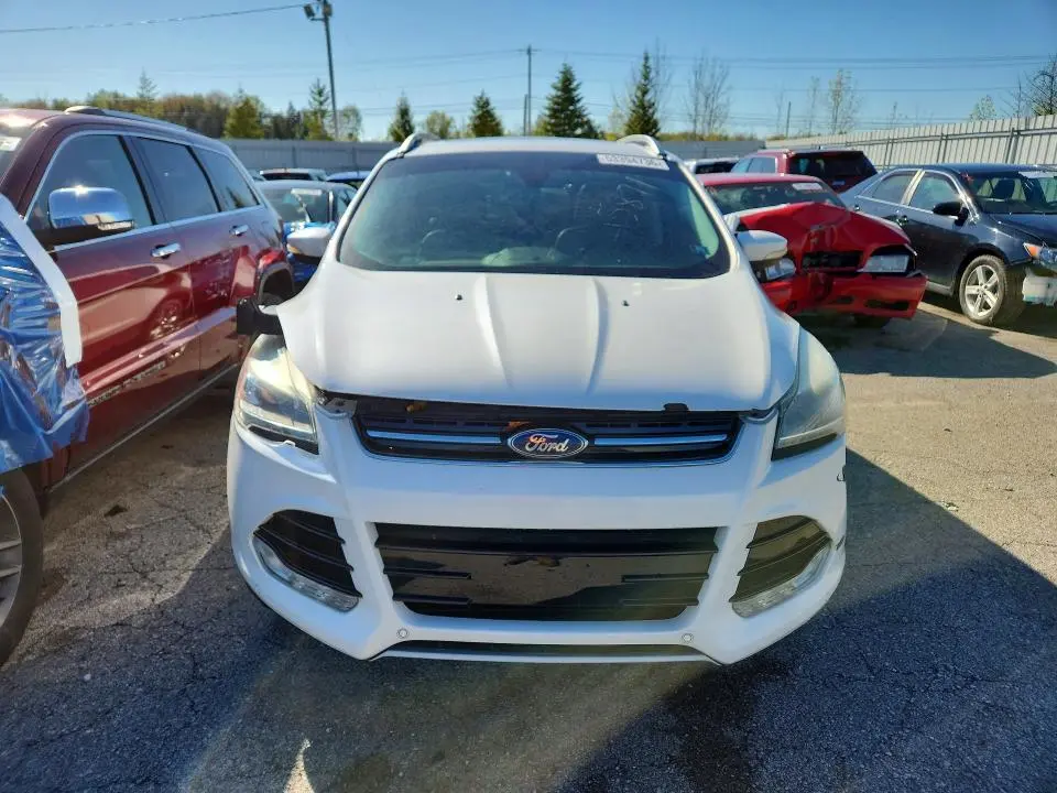 2016 FORD ESCAPE TITANIUM  