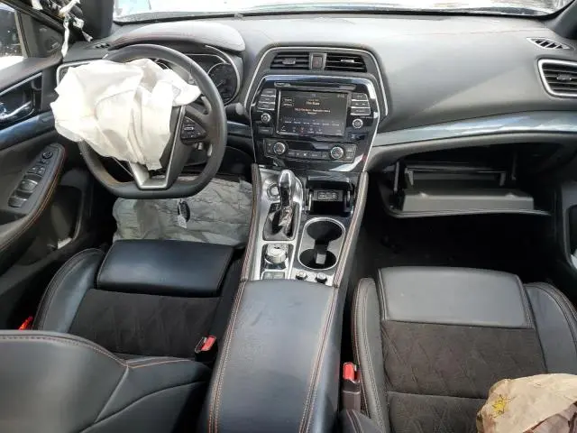 2023 NISSAN MAXIMA SR  