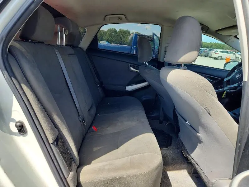 2015 TOYOTA PRIUS TWO  