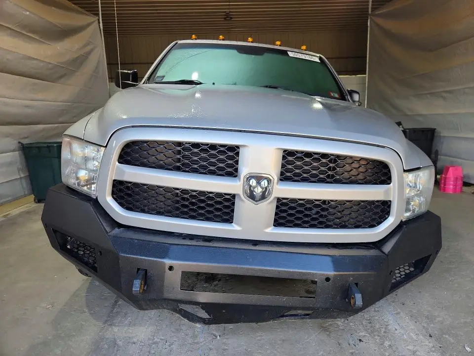 2016 RAM 1500 ST  