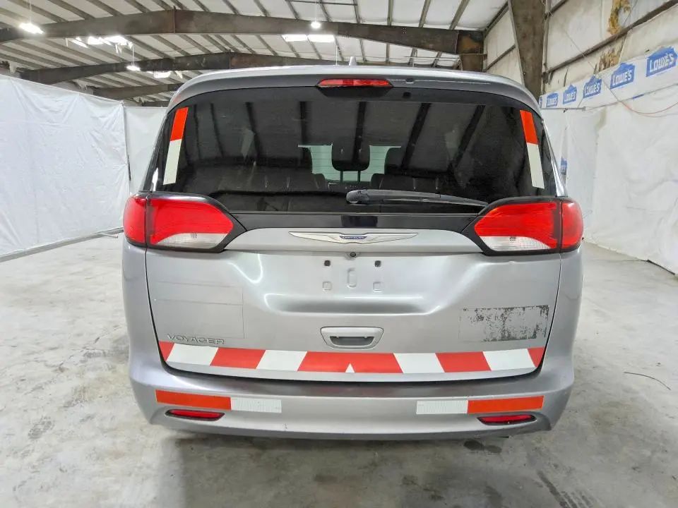 2020 CHRYSLER VOYAGER LXI  