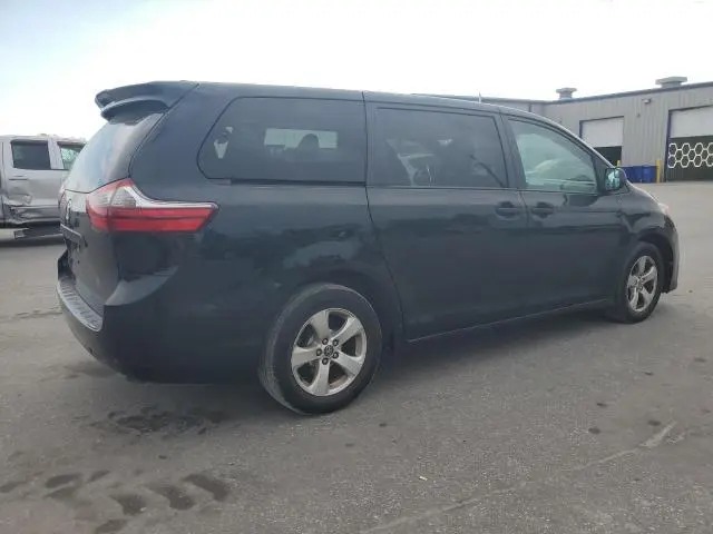 2020 TOYOTA SIENNA L  