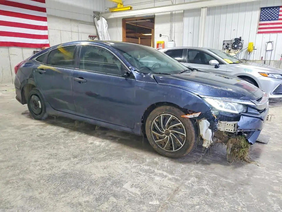 2018 HONDA CIVIC LX  