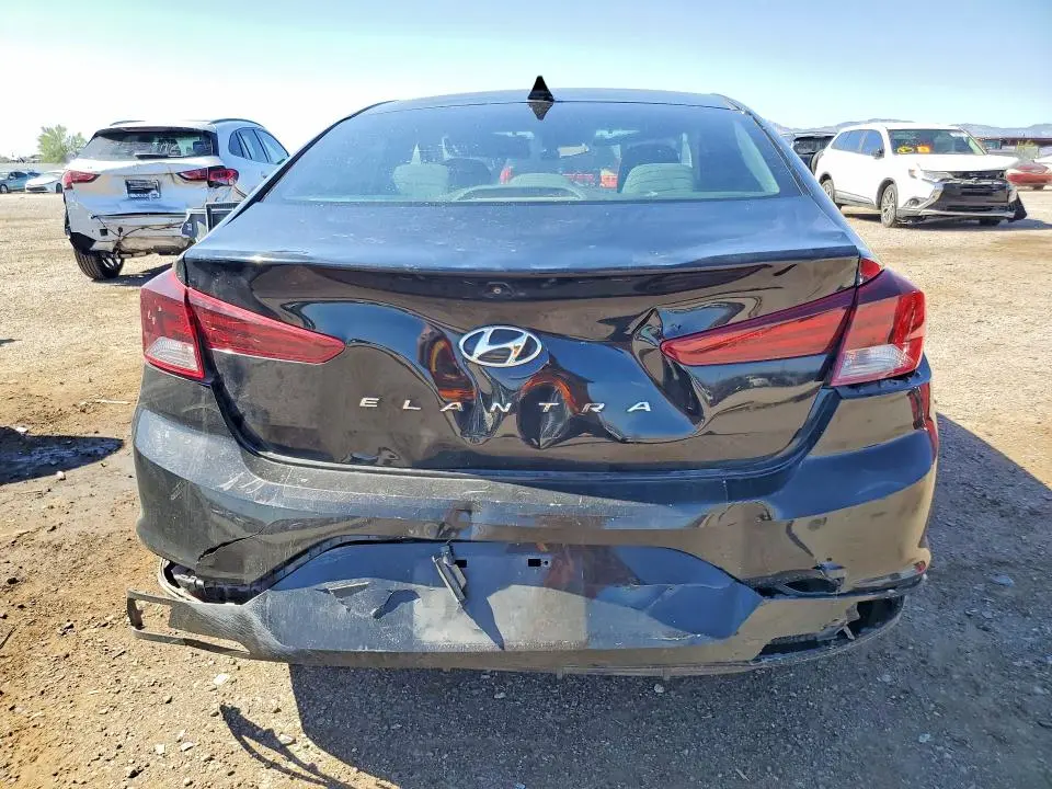 2020 HYUNDAI ELANTRA SEL  
