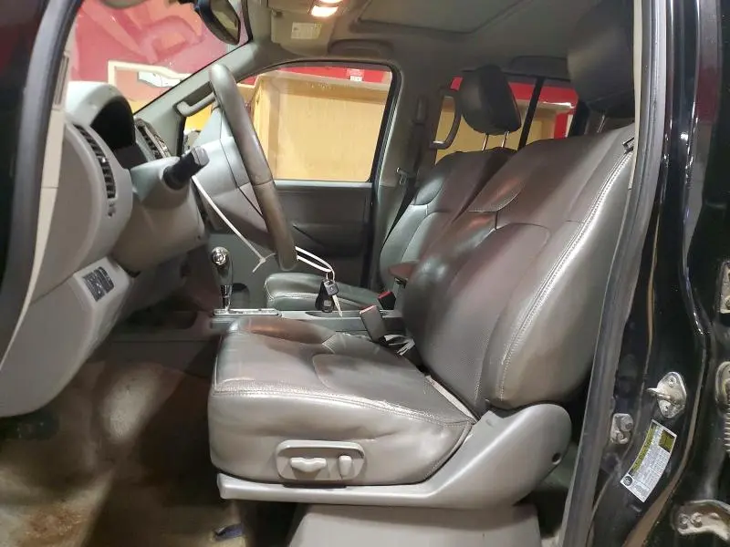 2012 NISSAN FRONTIER S  