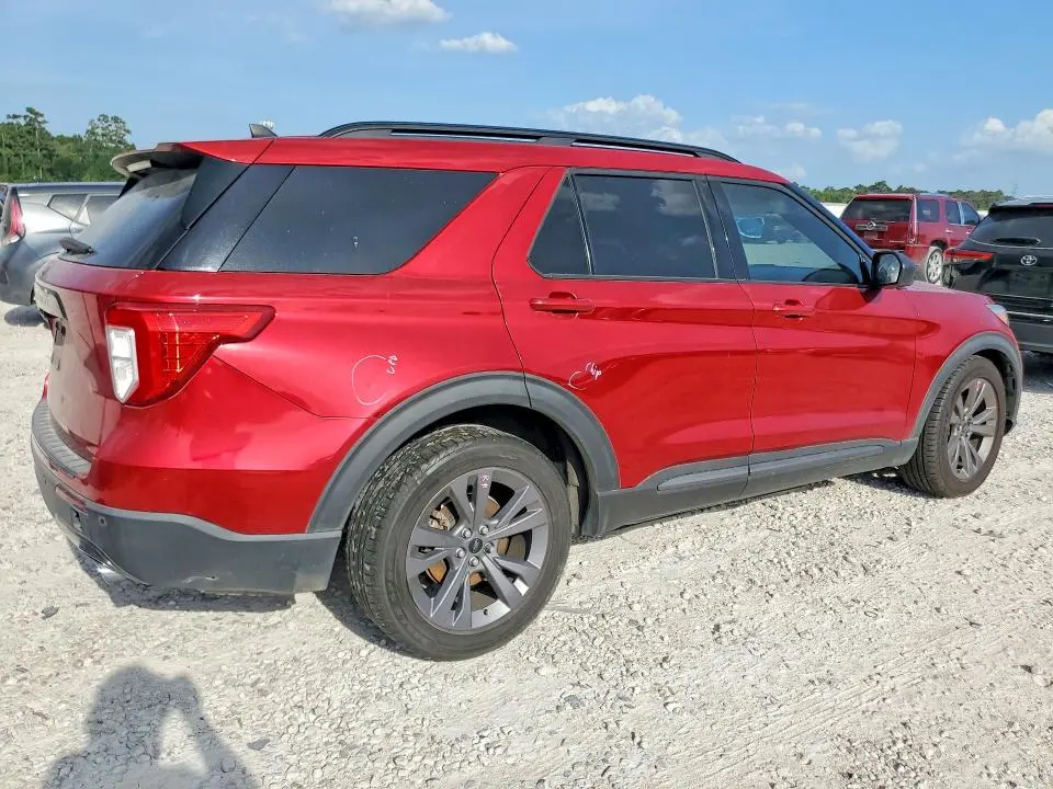2021 FORD EXPLORER XLT  