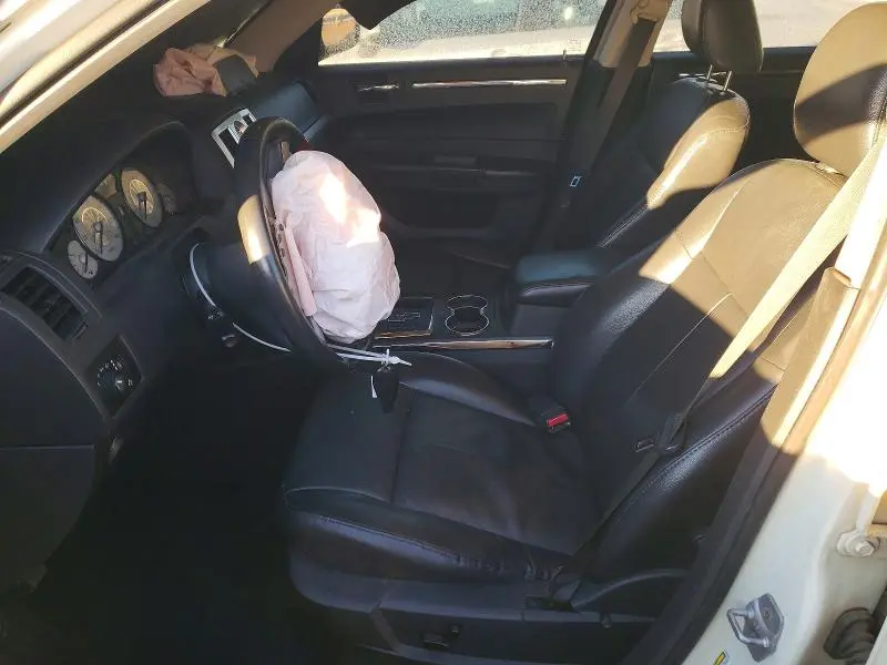 2010 CHRYSLER 300 TOURING  