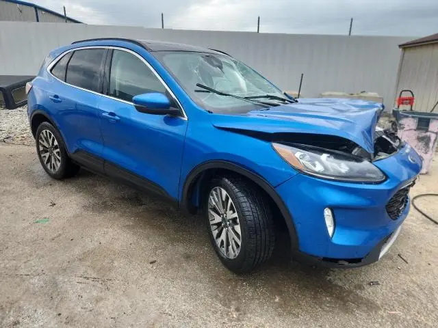 2020 FORD ESCAPE TITANIUM  