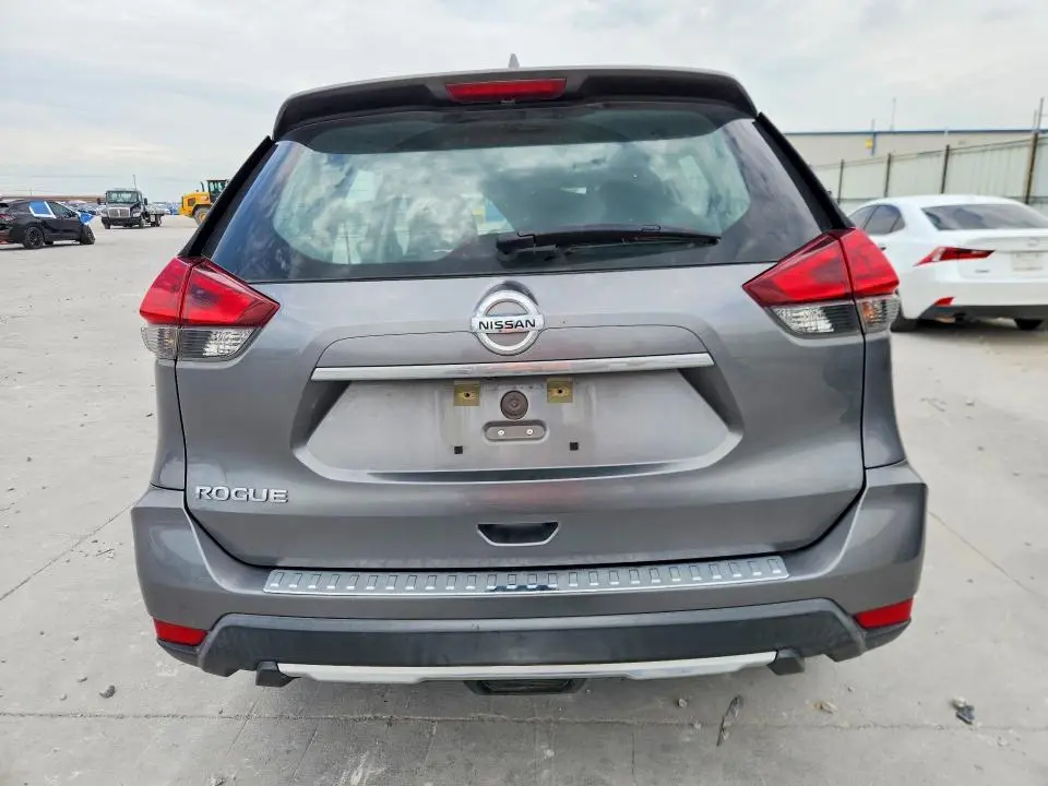 2018 NISSAN ROGUE S  