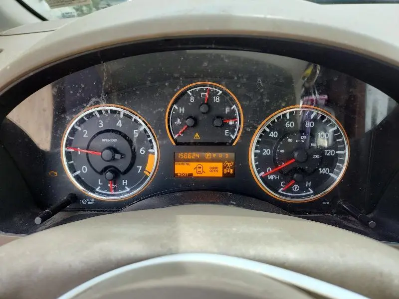 2012 NISSAN TITAN SV  