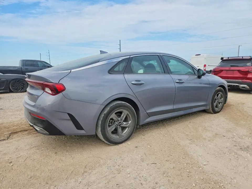 2021 KIA K5 LXS  