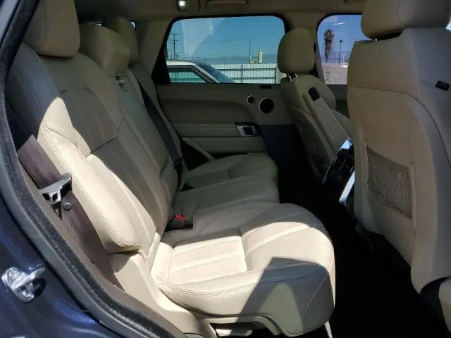 2017 LAND ROVER RANGE ROVER SPORT SE  