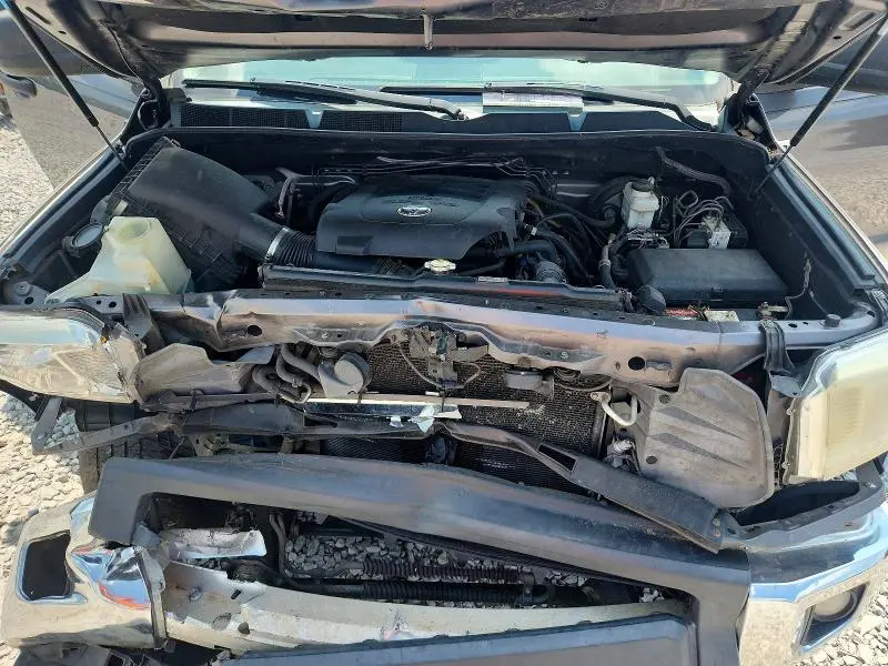 2014 TOYOTA TUNDRA CREWMAX SR5  