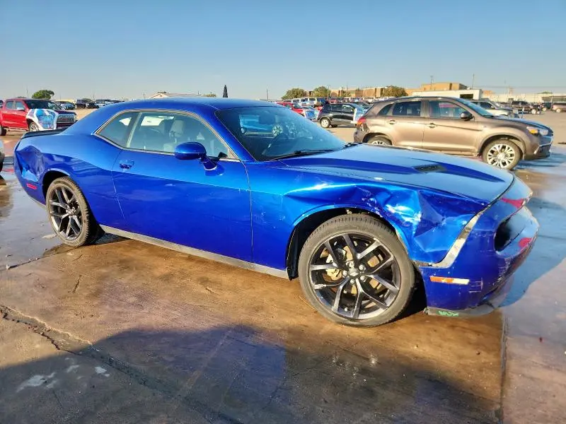 2022 DODGE CHALLENGER SXT  