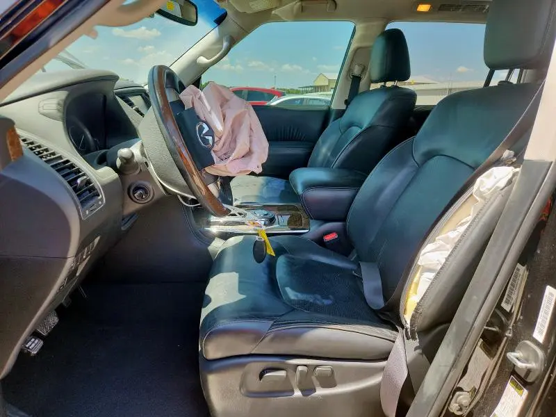 2016 INFINITI QX80   