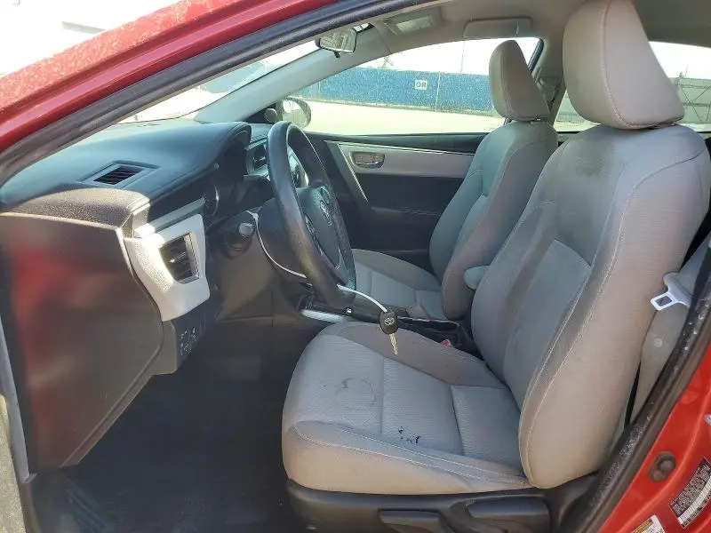 2015 TOYOTA COROLLA LE PLUS  