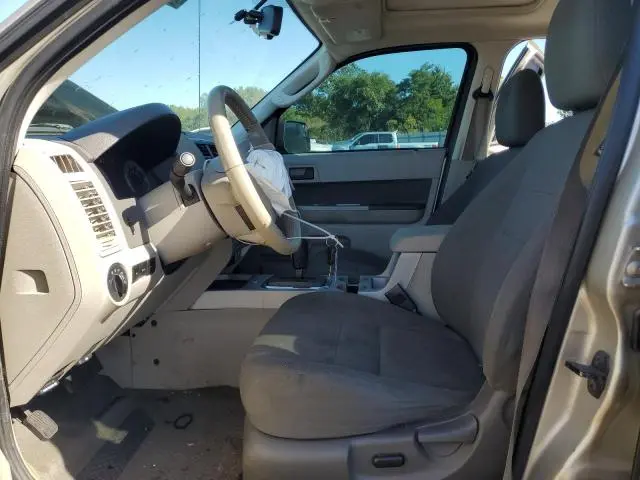 2010 FORD ESCAPE XLT  