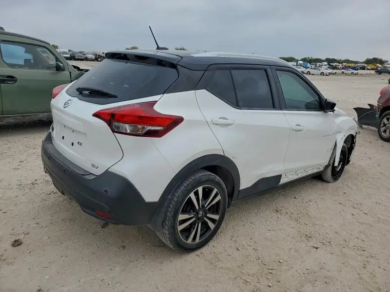 2020 NISSAN KICKS SV  