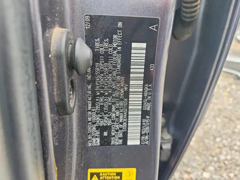 2010 TOYOTA HIGHLANDER LIMITED  