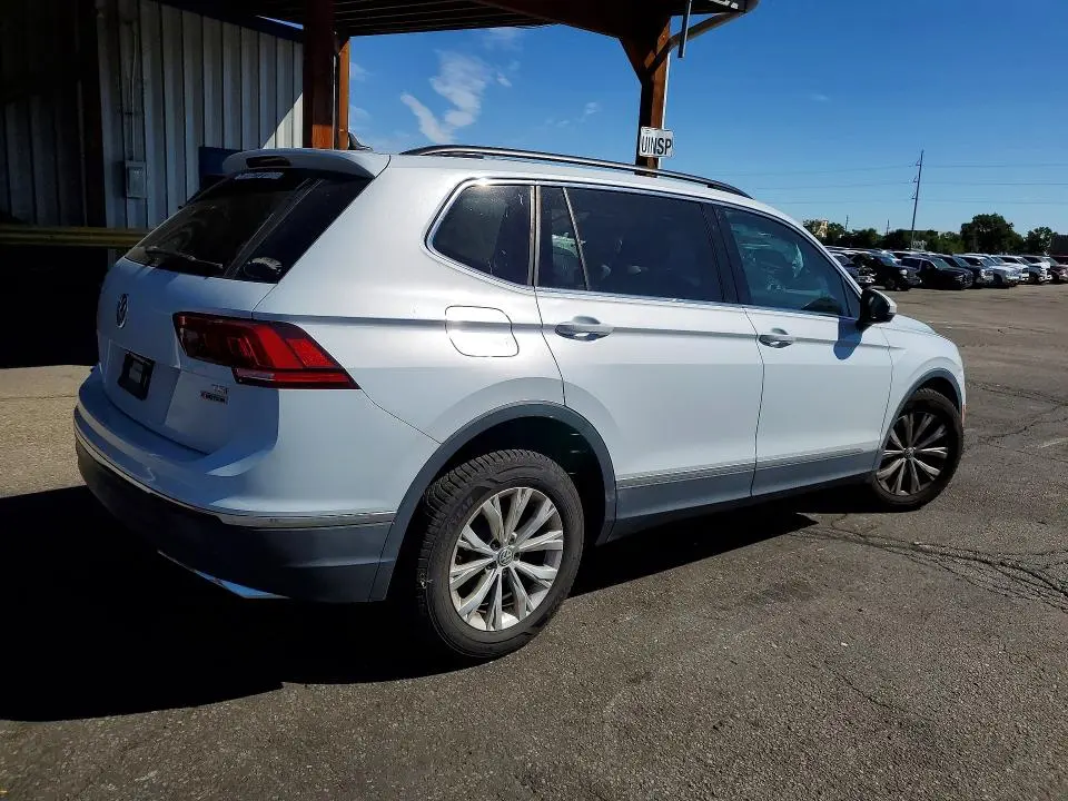2018 VOLKSWAGEN TIGUAN SE  