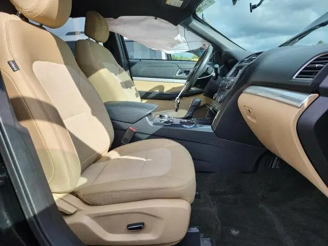 2017 FORD EXPLORER XLT  