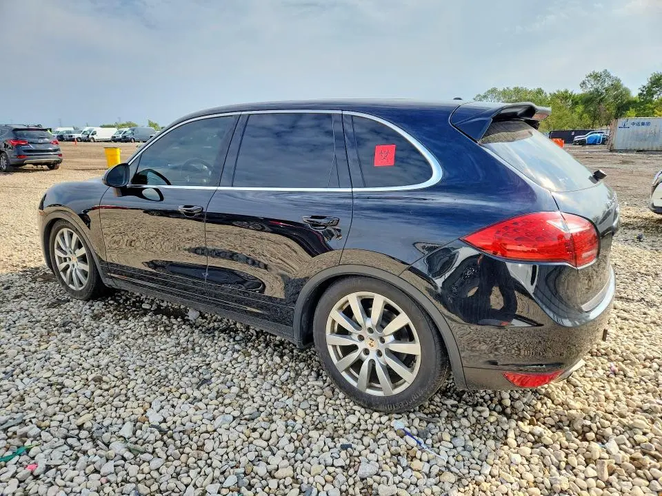 2013 PORSCHE CAYENNE S  