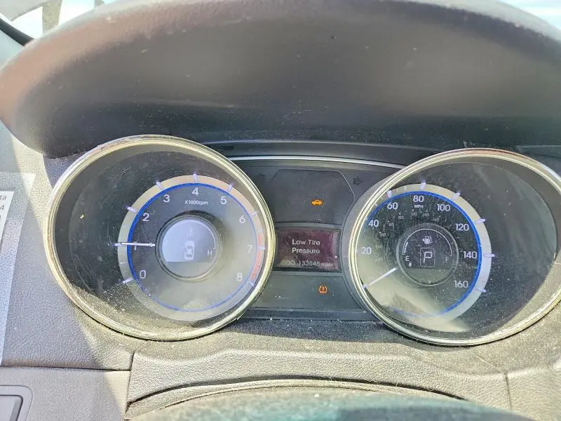 2012 HYUNDAI SONATA GLS  