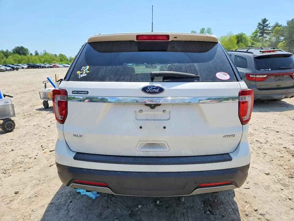 2019 FORD EXPLORER XLT  