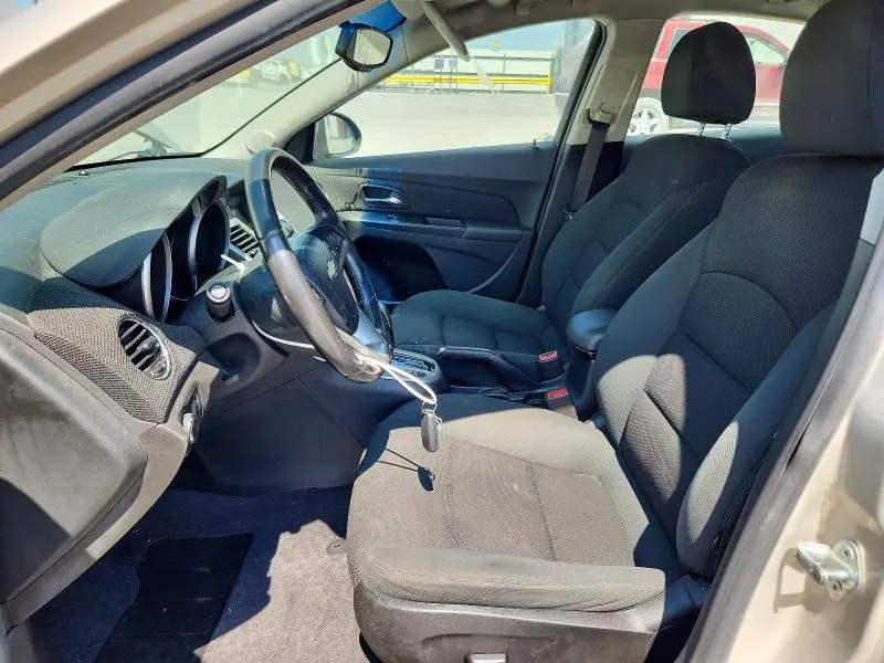 2012 CHEVROLET CRUZE LT  