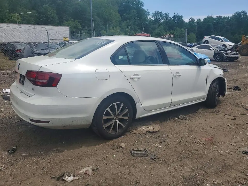2017 VOLKSWAGEN JETTA SE  