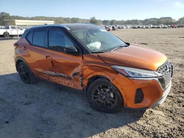 2024 NISSAN KICKS SV  