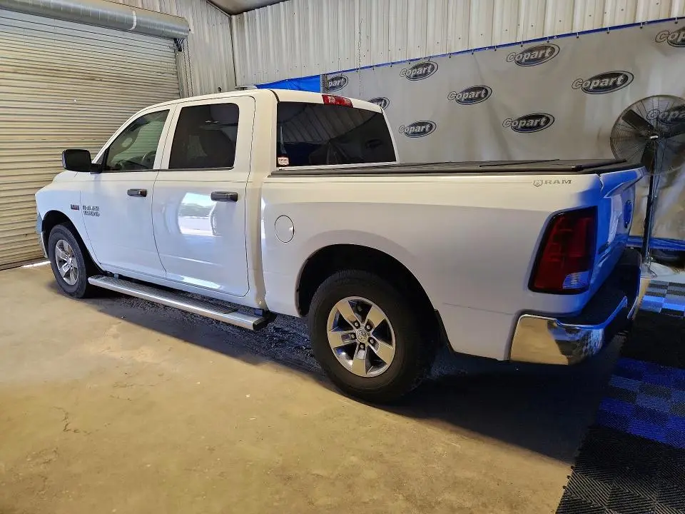 2015 RAM 1500 ST  