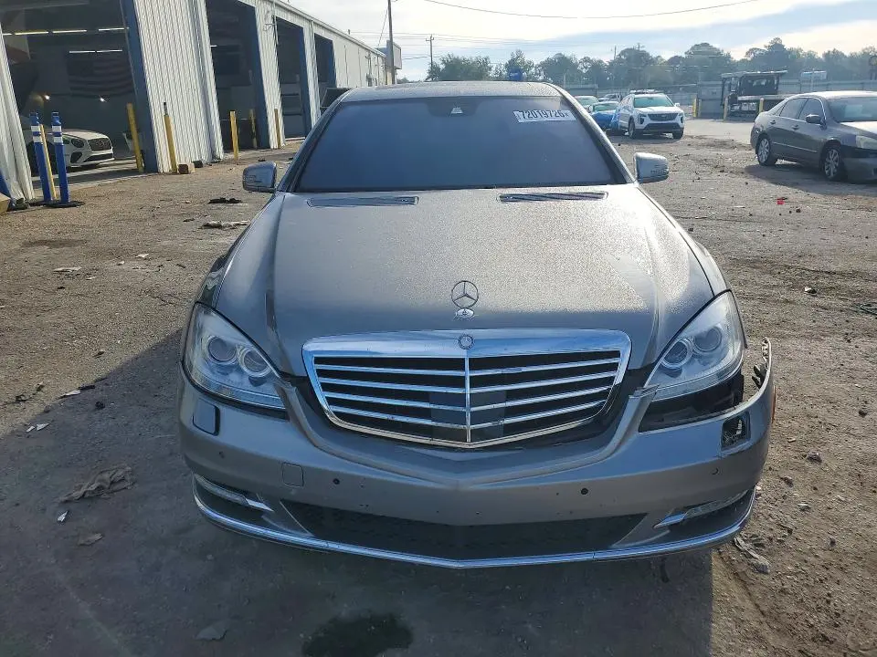 2013 MERCEDES-BENZ S 550  