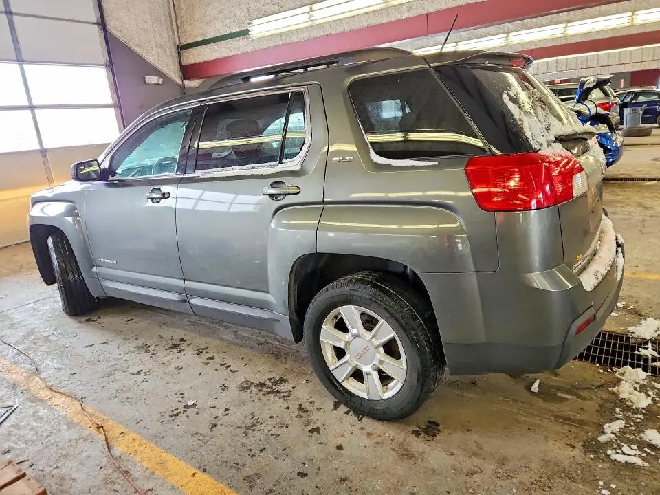 2013 GMC TERRAIN SLE  