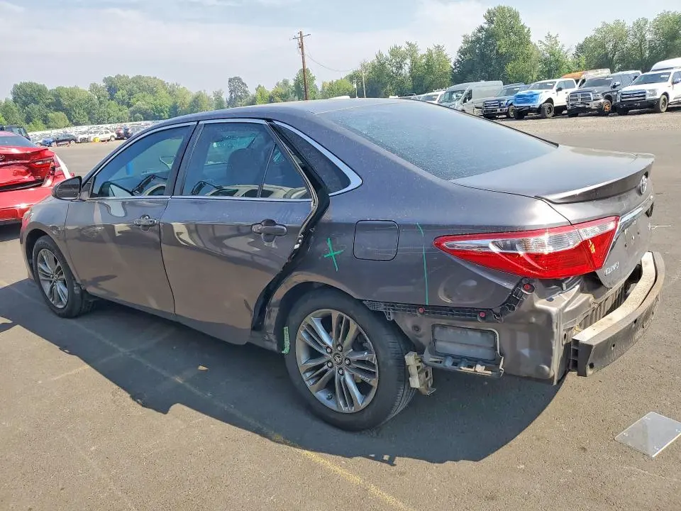 2017 TOYOTA CAMRY SE  
