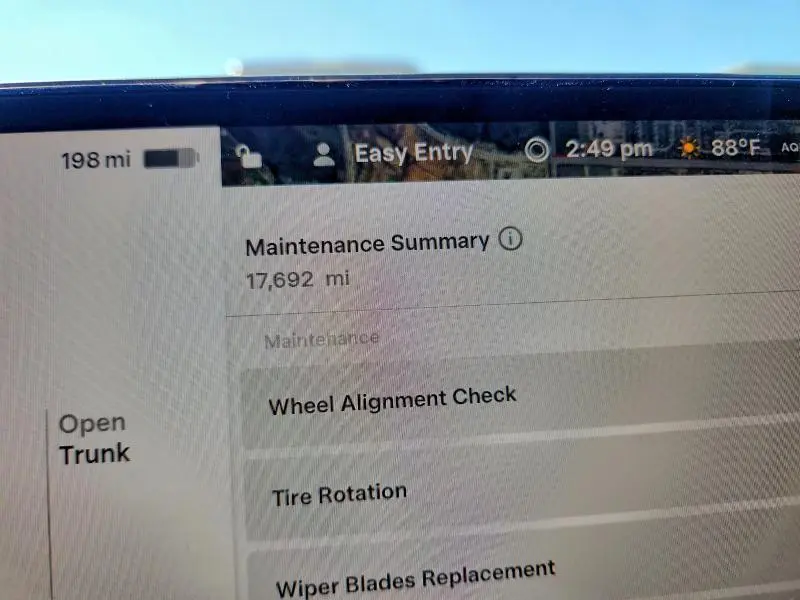 2024 TESLA MODEL 3   