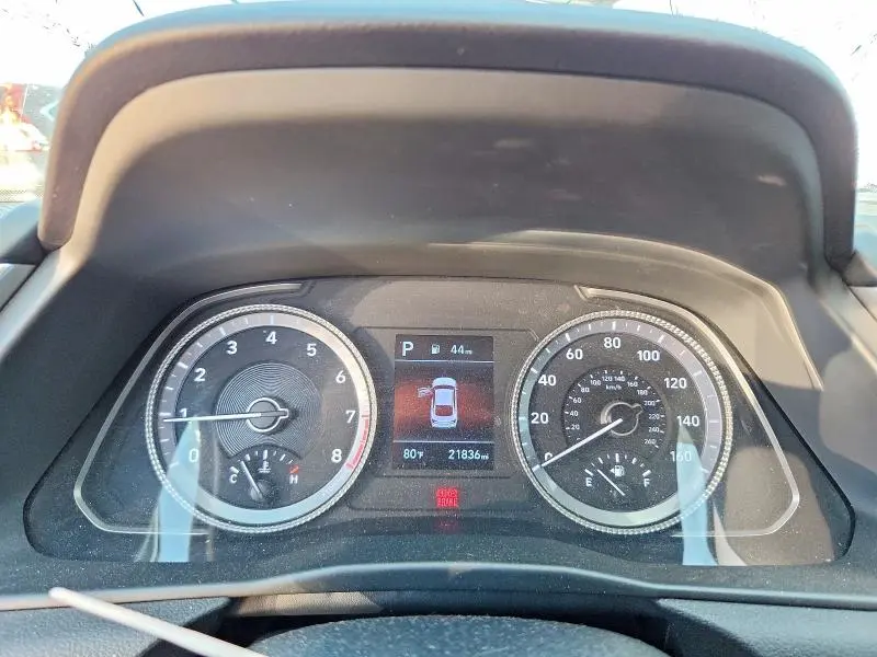 2021 HYUNDAI SONATA SE  