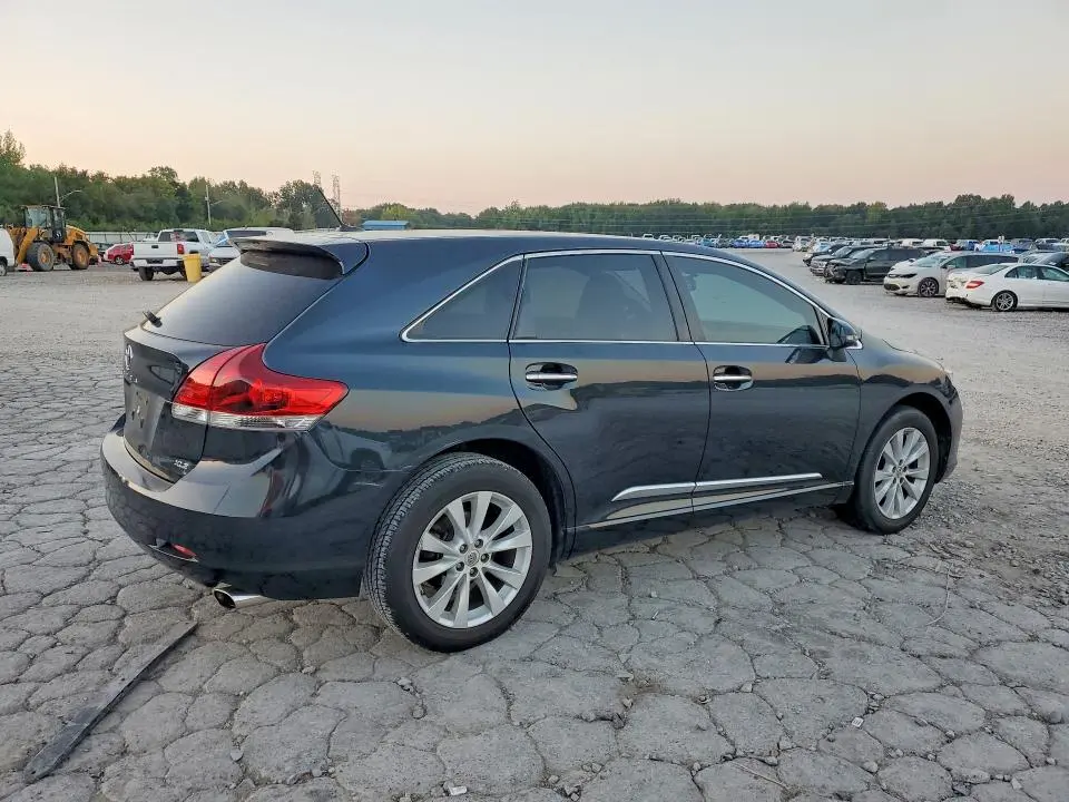 2015 TOYOTA VENZA XLE  