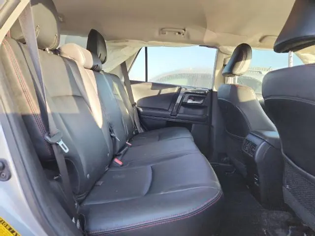 2019 TOYOTA 4RUNNER SR5/SR5 PREMIUM  