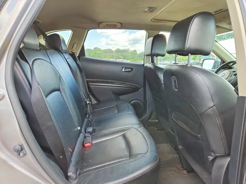 2011 NISSAN ROGUE S  