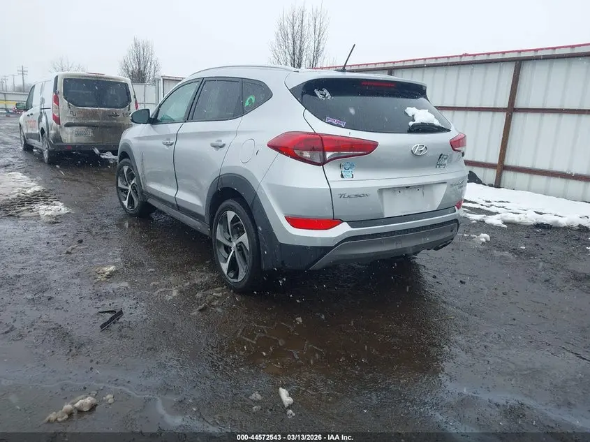 2016 HYUNDAI TUCSON SPORT
