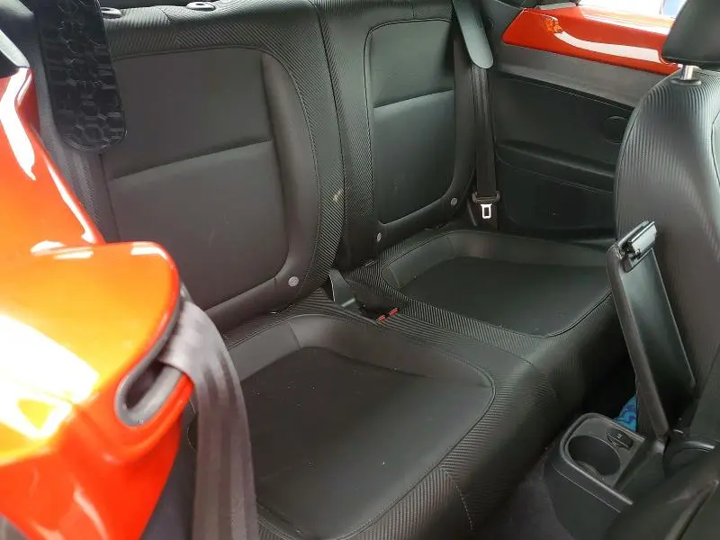 2017 VOLKSWAGEN BEETLE S/SE  