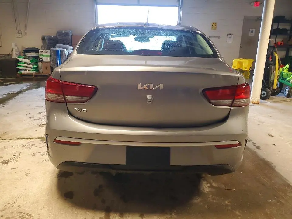 2023 KIA RIO S  