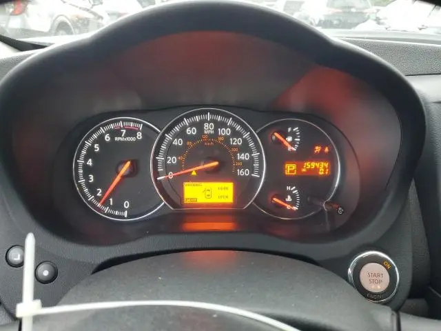 2010 NISSAN MAXIMA S  