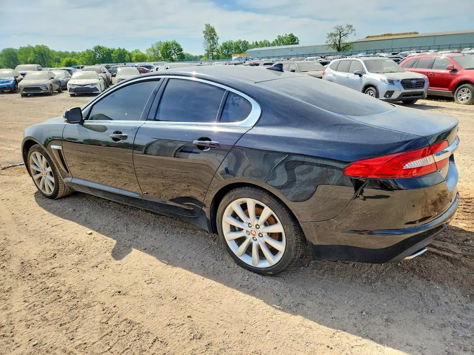 2014 JAGUAR XF   