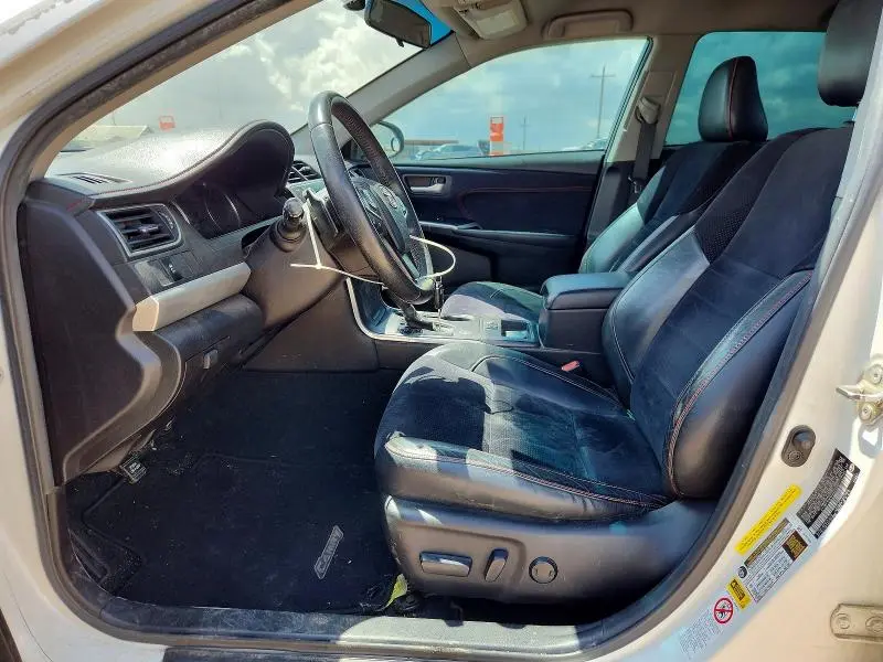 2015 TOYOTA CAMRY XSE  
