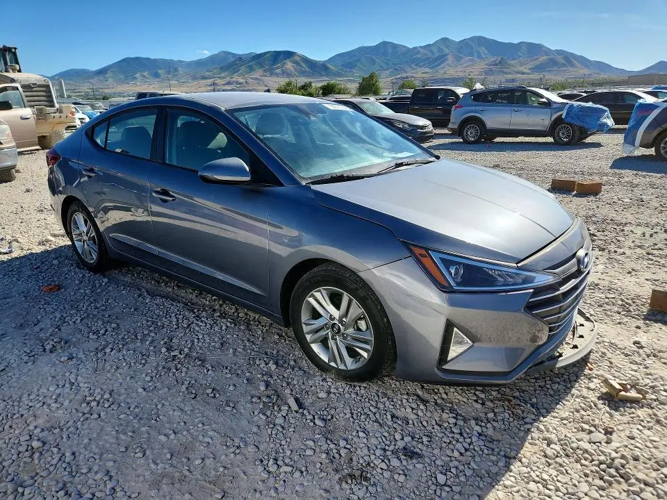 2019 HYUNDAI ELANTRA SEL  